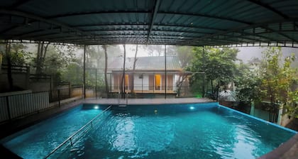 Lakkidi Mist Resort