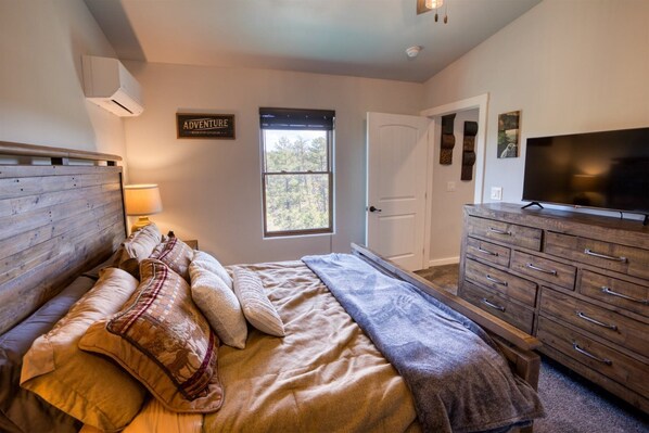 2 chambres, fer et planche à repasser, Wi-Fi gratuit, draps fournis