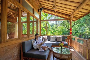 Bungalow tradicional, 2 habitaciones, vista a la montaña | Terraza o patio