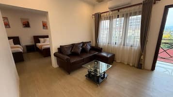Chambre Triple Familiale | Wi-Fi gratuit
