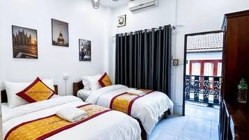 Comfort Twin Room, Balcony, Mountain View | Free WiFi
