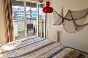 1 bedroom, travel crib, free WiFi - Appartement im Ferienpark in Rechlin (Rechlin)