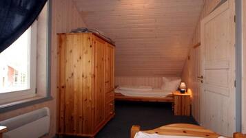 3 Schlafzimmer, Reisekinderbett, kostenloses WLAN