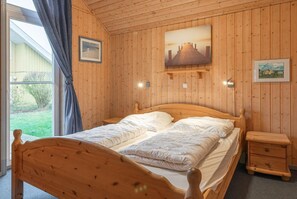 2 bedrooms, travel crib, free WiFi - Ferienhaus im skandinavischen Stil (Rechlin)