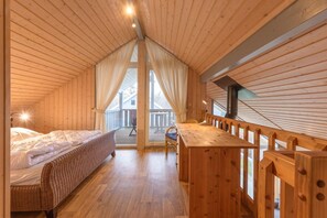 2 Schlafzimmer, Reisekinderbett, kostenloses WLAN