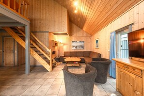 Una Smart TV, una chimenea