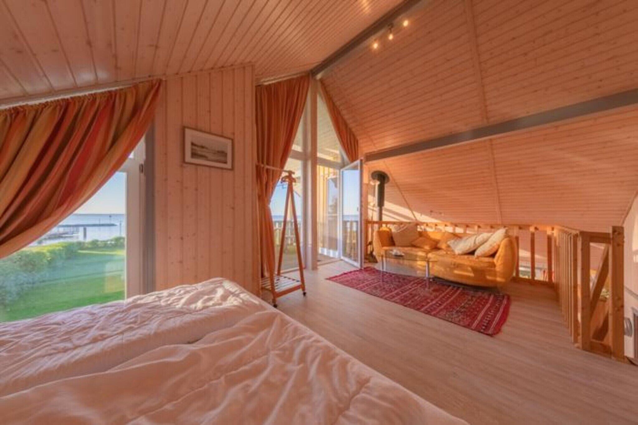 3 bedrooms, travel cot, free WiFi