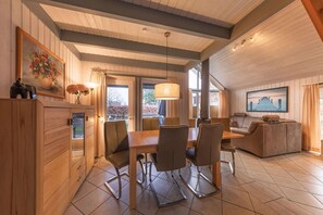 Dining - exklusives skandinavisches Ferienhaus (Granzow)