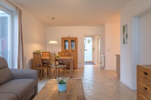 Dining - tolles Appartment in der Seenplatte (Rechlin)