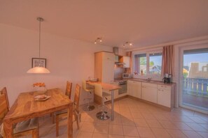Dining - liebevoll eingerichtetes Appartement (Rechlin)