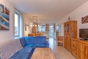 TV connectée, cheminée