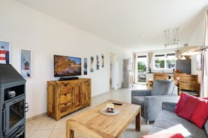 Smart-tv en een open haard