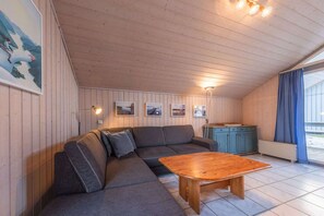 Smart TV, fireplace - Ferienhaus im Ferienpark Mirow (Granzow)