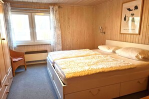 2 chambres, lit parapluie