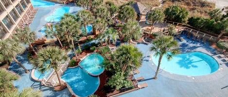 Una piscina techada, una piscina climatizada