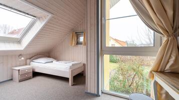 4 quartos, berço de viagem