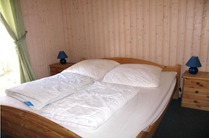 2 habitaciones y cuna de viaje 