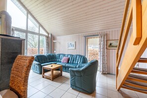 Smart TV, fireplace - Ferienhaus im Ferienpark Mirow (Granzow)