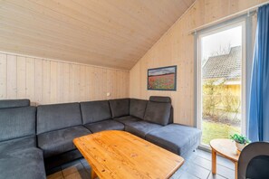 Smart TV, fireplace - skandinavisches Ferienhaus in Mirow (Granzow)