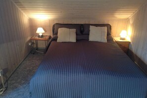 2 bedrooms, travel cot