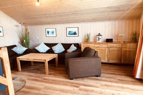 Smart TV, fireplace - exklusives skandinavisches Ferienhaus (Granzow)