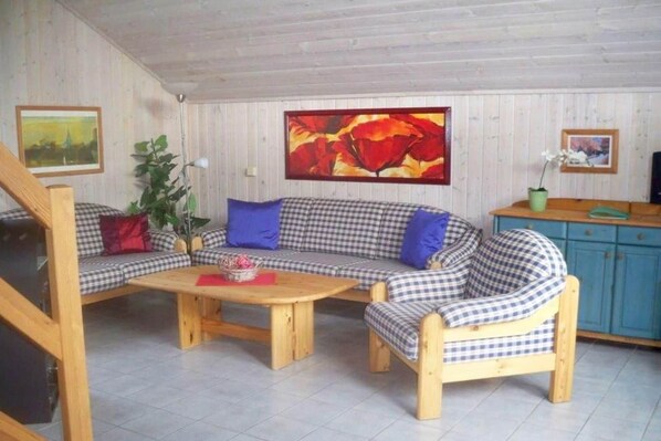 Smart TV, fireplace - Ferienhaus im skandinavischen Stil (Granzow)