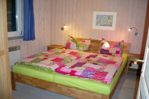 3 soverom og reiseseng for barn