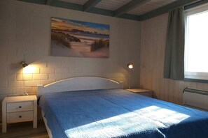 3 slaapkamers, reisbedje