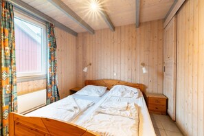 3 bedrooms, travel crib - Ferienhaus im skandinavischen Stil (Granzow)