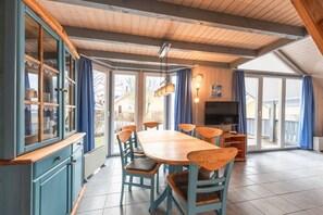 Dining - exklusives skandinavisches Ferienhaus (Granzow)