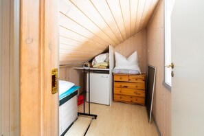 2 bedrooms
