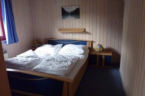 3 quartos, berço de viagem