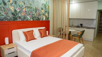 Apartamento superior, vistas al patio | 1 dormitorio, caja fuerte, cortinas opacas y wifi gratis