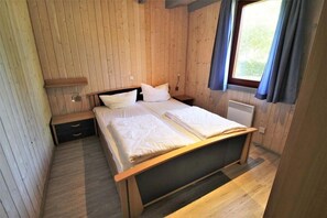 3 chambres, lit parapluie