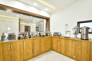 Free daily buffet breakfast  - Anandam hotel (Dharamshala)