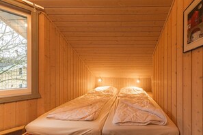 3 chambres, lit parapluie