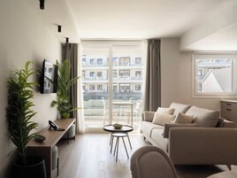 Apartamento - Acceso para personas de movilidad reducida, Terraza | Wohnbereich | 40-Zoll-Flachbildfernseher mit Digitalempfang