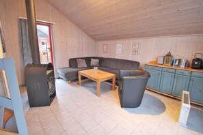 Smart TV, fireplace - skandinavisches Ferienhaus in Mirow (Granzow)