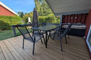 Outdoor dining - exklusives skandinavisches Ferienhaus (Granzow)