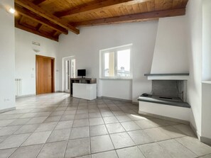 Interior - Il Pettirosso Comfortable Holiday Residence (Montignoso)