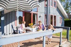 Outdoor dining - skandinavisches Ferienhaus in Mirow (Granzow)