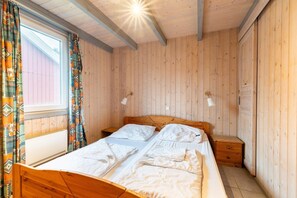 3 camere