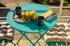 Outdoor dining - Bella Vista - Studio - Balcony - Parking (Châtel-Guyon)