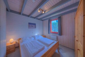 2 habitaciones y cuna de viaje 