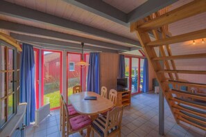 Dining - Gemütliches Ferienhaus im skandinavischen Stil (Granzow)