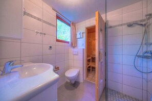 Shower - Ferienhaus im Ferienpark Mirow (Granzow)