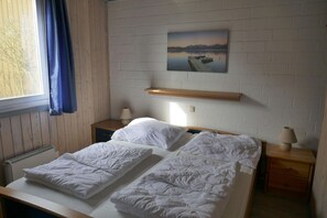 2 soverom og reiseseng for barn