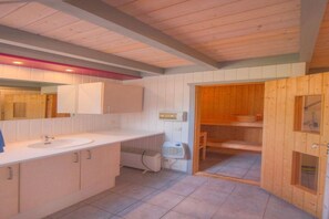 Shower - skandinavisches Ferienhaus in Mirow (Granzow)