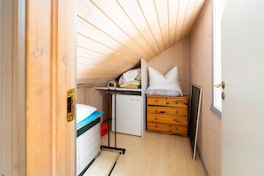 2 bedrooms
