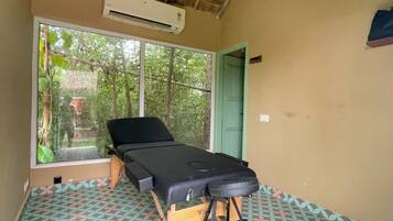 Couples treatment room(s)